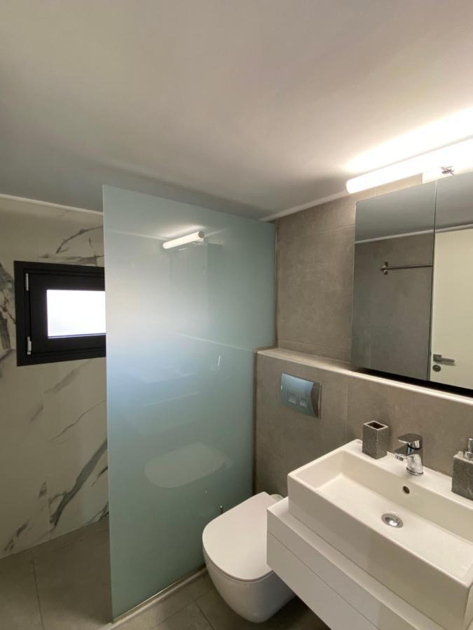Hotel Alex Метони Екстериор снимка