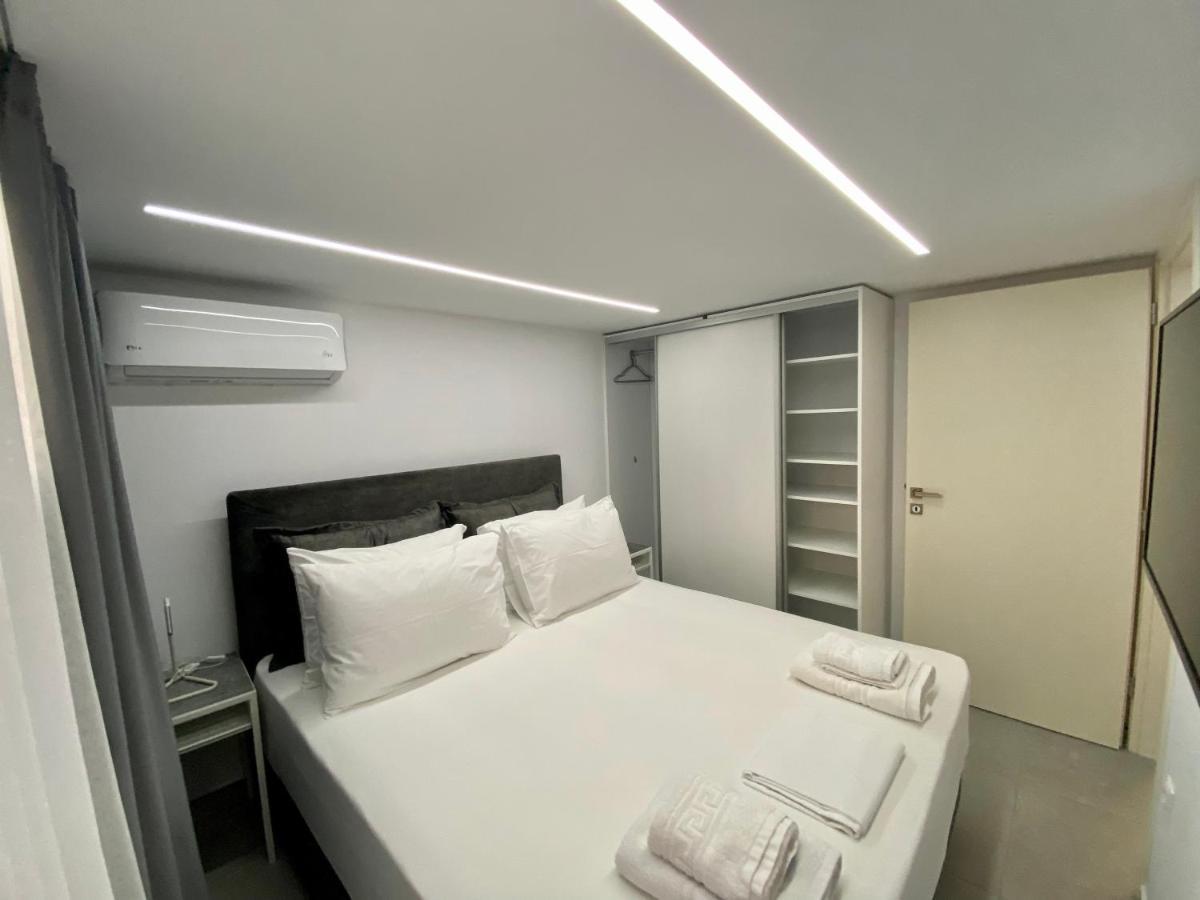Hotel Alex Метони Екстериор снимка